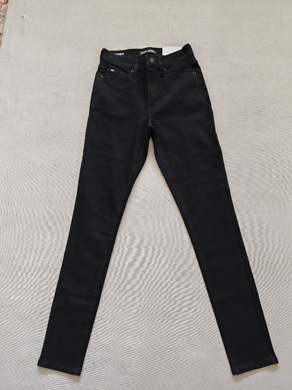 NWT DKNY Jeans Essex Mid Rise Skinny Black Denim Pants Women's Size 24